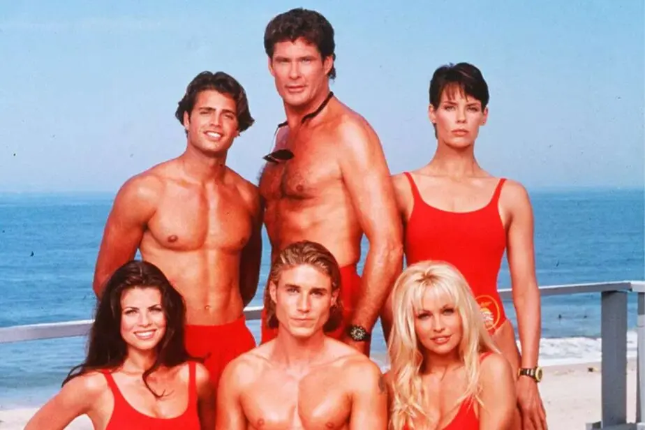 Slow-Motion Sunsets and Lifeguard Legends: Still Crushing on Baywatch 2 Slow-Motion Sunsets and Lifeguard Legends: Still Crushing on Baywatch 2