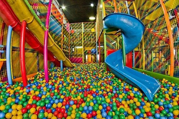 90s Birthday Parties Were Next Level (And We’ll Never Top Them) 2