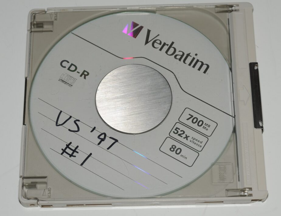 The Agony and Ecstasy of CD Burners: A Late 90s Nightmare 1 The Agony and Ecstasy of CD Burners: A Late 90s Nightmare 1