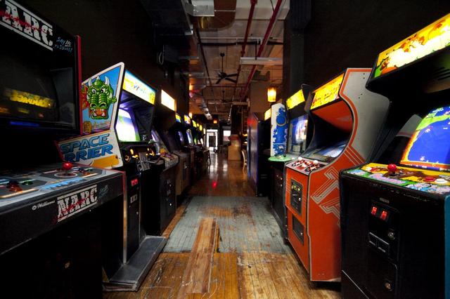 Before Discord & Game Nights: Remembering the Magic of 90s Arcade Meetups 4 Before Discord & Game Nights: Remembering the Magic of 90s Arcade Meetups 4