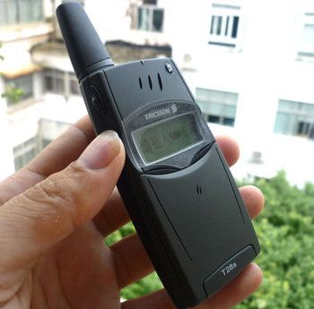 A Piece of Mobile History: Remembering the Ericsson T28s 2 A Piece of Mobile History: Remembering the Ericsson T28s 2