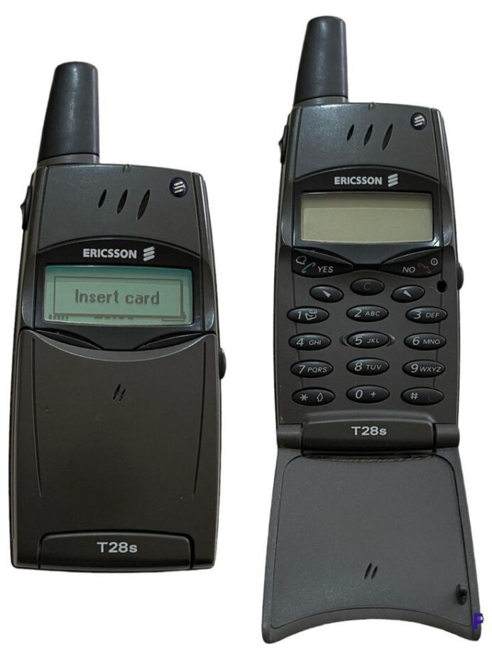 A Piece of Mobile History: Remembering the Ericsson T28s 1 A Piece of Mobile History: Remembering the Ericsson T28s 1