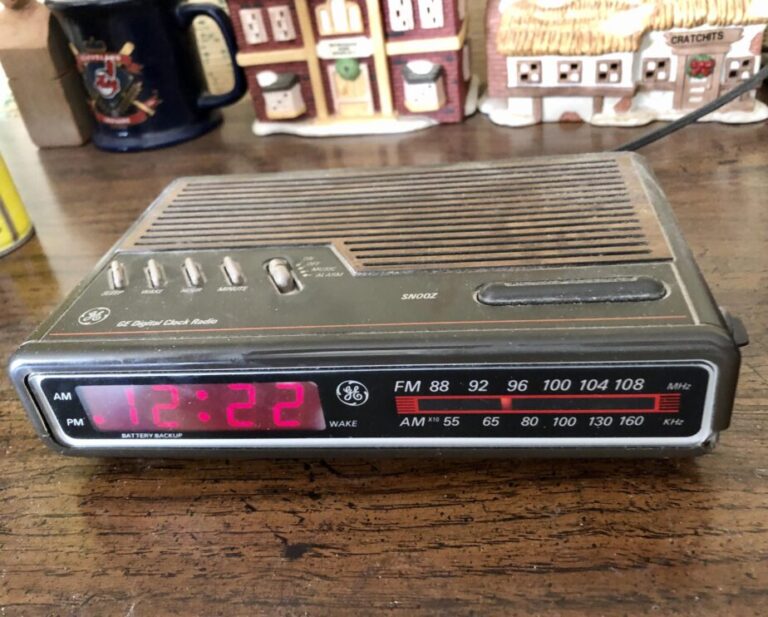 Wake Up to History: The Enduring Legacy of GE Alarm Clocks 5 Wake Up to History: The Enduring Legacy of GE Alarm Clocks 5